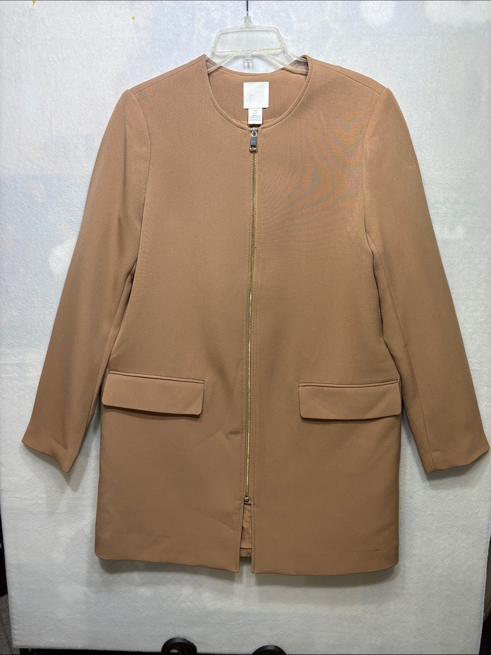 H&M Women’s Camel Zip-Front Long lightweight lined long zip-front blazer NWOT S